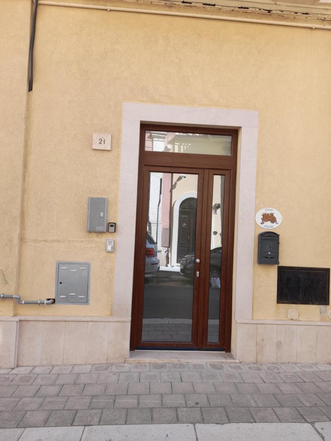 Casa Mima: Locazione Turistica Nel Centro Storico Leilighet Brindisi Eksteriør bilde